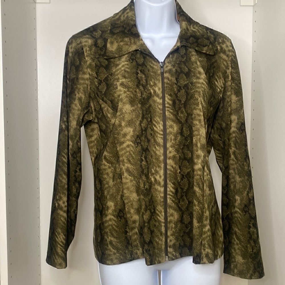 Energy Gorgeous Comfy Zip Front sz Small Jacket